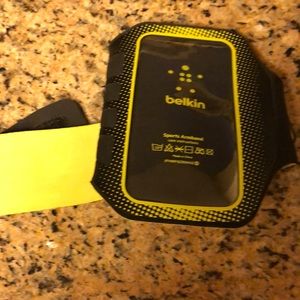Belkin sports armband
